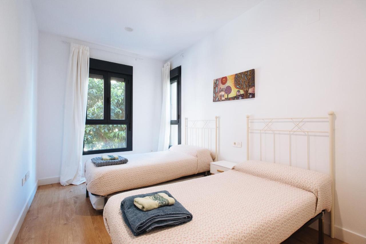 Apartamento Estelar Con Piscina Y Garaje Nervion Apartment Seville Exterior photo