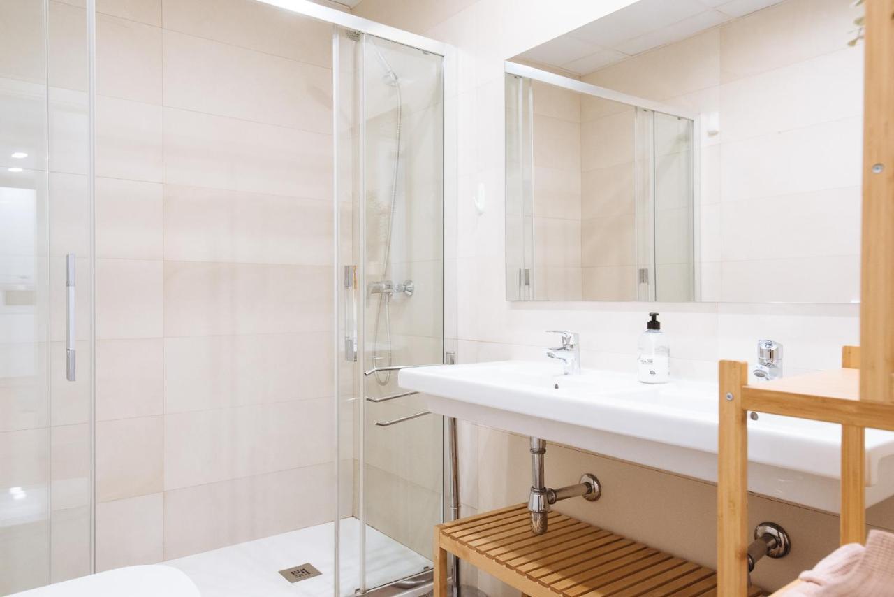 Apartamento Estelar Con Piscina Y Garaje Nervion Apartment Seville Exterior photo