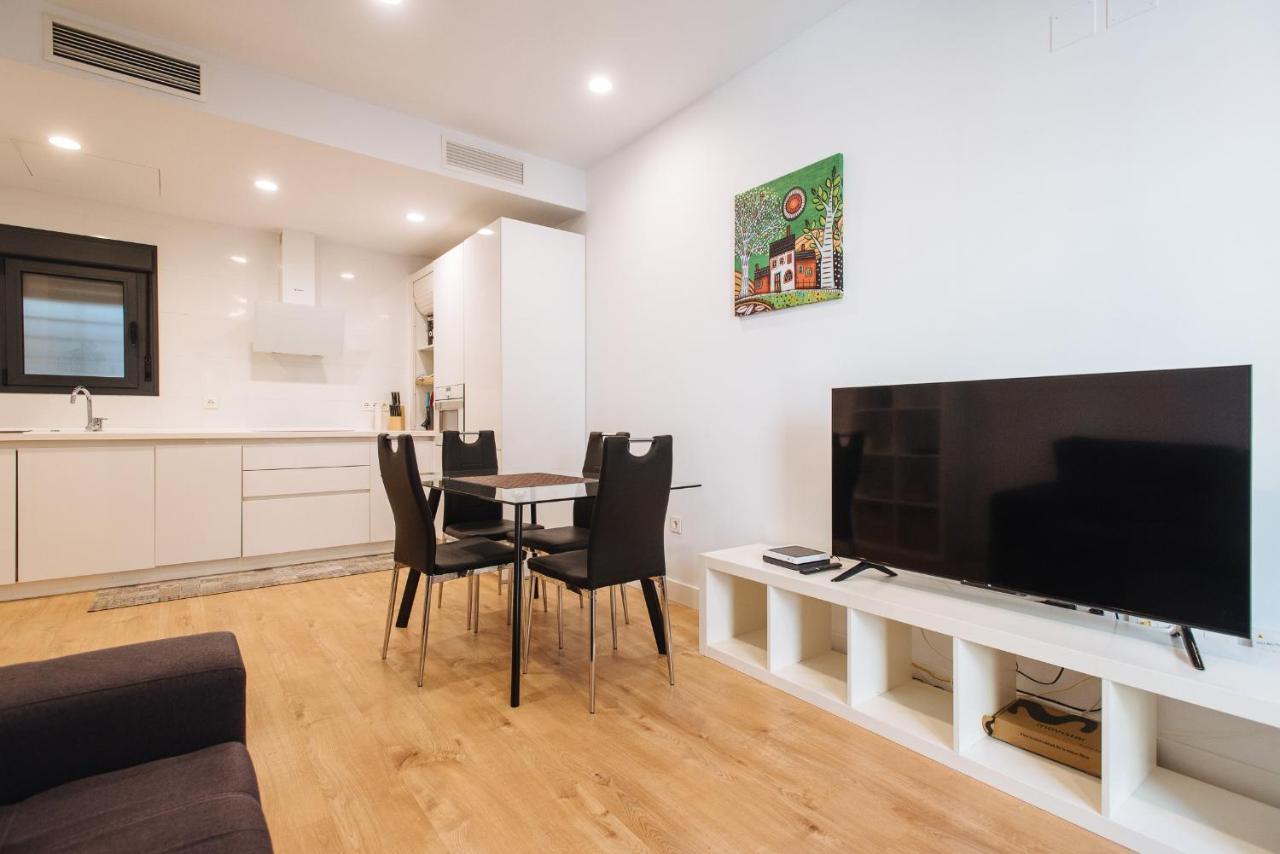 Apartamento Estelar Con Piscina Y Garaje Nervion Apartment Seville Exterior photo